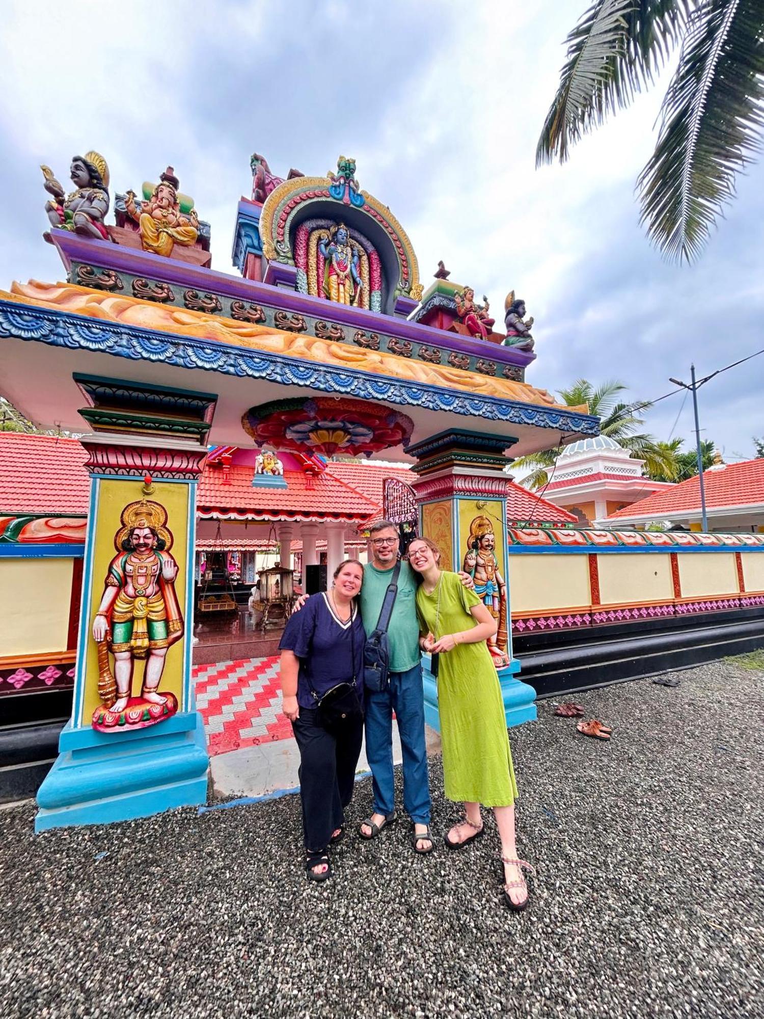 Vrindavan Homestay Mundrothuruth ภายนอก รูปภาพ