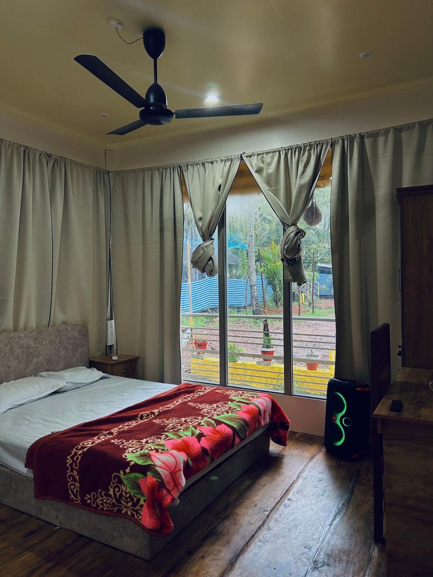 Vrindavan Homestay Mundrothuruth ภายนอก รูปภาพ